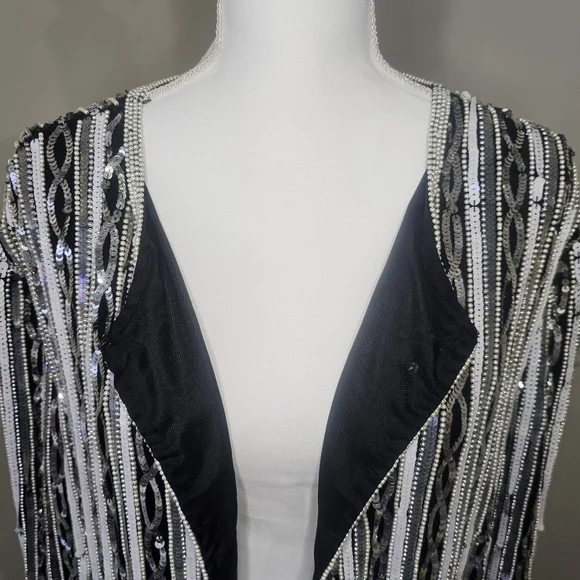 Papell Boutique Vintage 80s Black & Silver Beaded Sequin Silk Evening Jacket - Picture 4 of 13